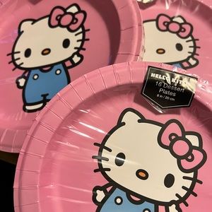 Hello Kitty Disposable Plates